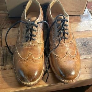 Bed Stu never worn brown lace up loafer